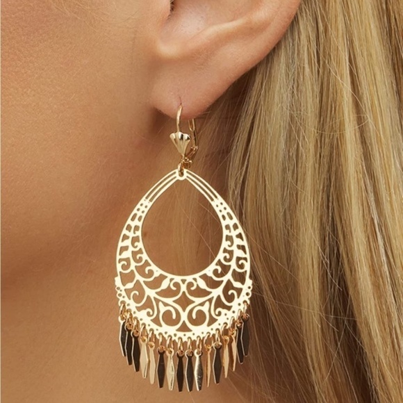Gold 18k Gold Plated Filigree Cut Out Drop Earrings - Picture 1 of 4